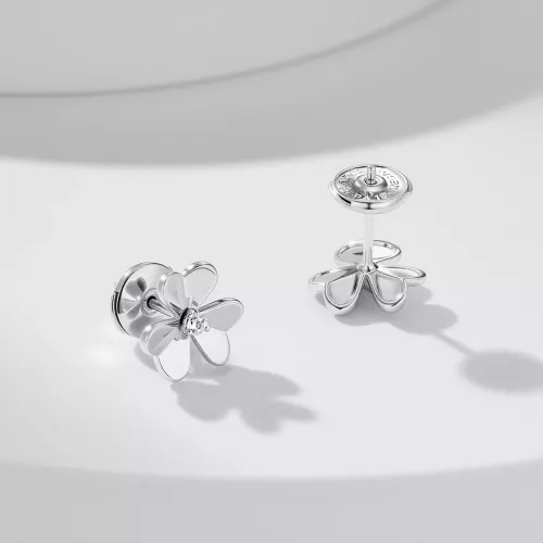 Replica Van Cleef & Arpels Earrings For Women #1313112 $34.00 USD for Wholesale