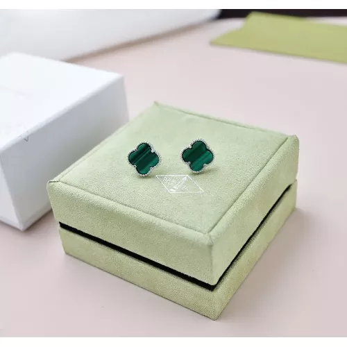 Van Cleef &amp; Arpels Earrings For Women #1313562 $15.00 USD, Wholesale Replica Van Cleef &amp; Arpels Earrings