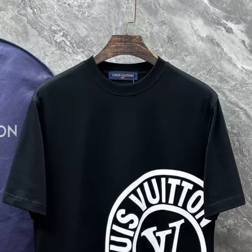 Replica Louis Vuitton LV T-Shirts Short Sleeved For Unisex #1315751 $68.00 USD for Wholesale