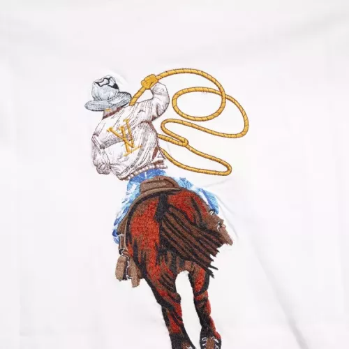 Replica Louis Vuitton LV T-Shirts Short Sleeved For Unisex #1316368 $45.00 USD for Wholesale