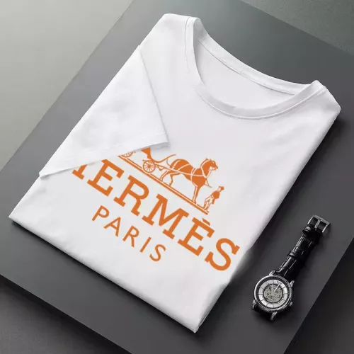 Replica Hermes T-Shirts Short Sleeved For Men #1316551 $23.00 USD for Wholesale