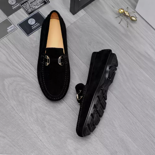 Versace Leather Shoes For Men #1317285