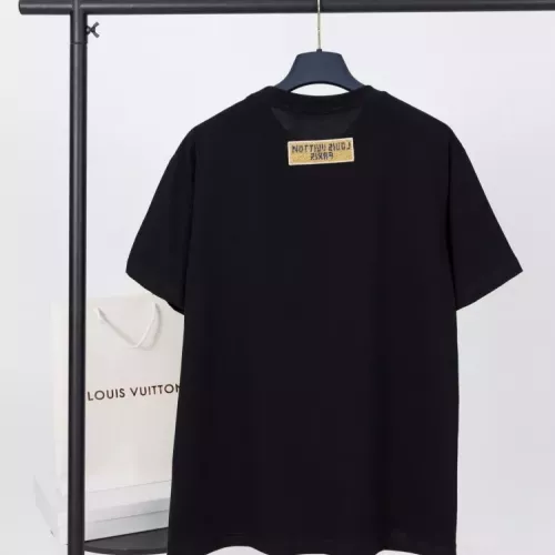 Replica Louis Vuitton LV T-Shirts Short Sleeved For Unisex #1317681 $48.00 USD for Wholesale
