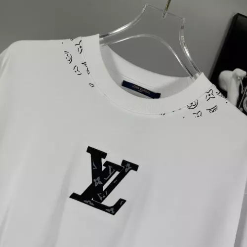Replica Louis Vuitton LV T-Shirts Short Sleeved For Unisex #1317691 $45.00 USD for Wholesale