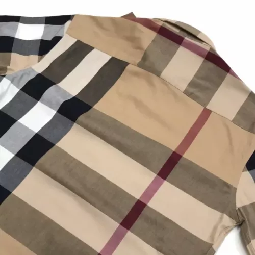 Replica Burberry Shirts Short Sleeved For Men #1318136 $45.00 USD for Wholesale