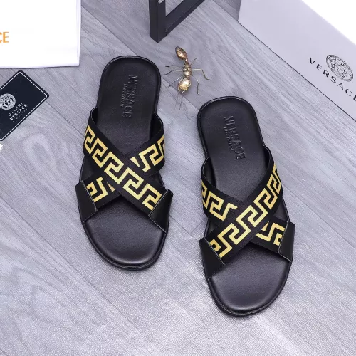 Versace Slippers For Men #1318414