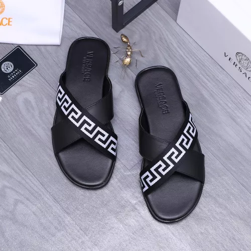 Versace Slippers For Men #1318415