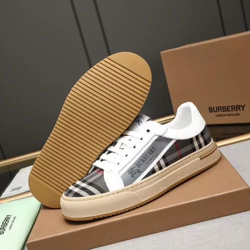 Replica Burberry Casual Shoes For Men #1318515 $76.00 USD for Wholesale
