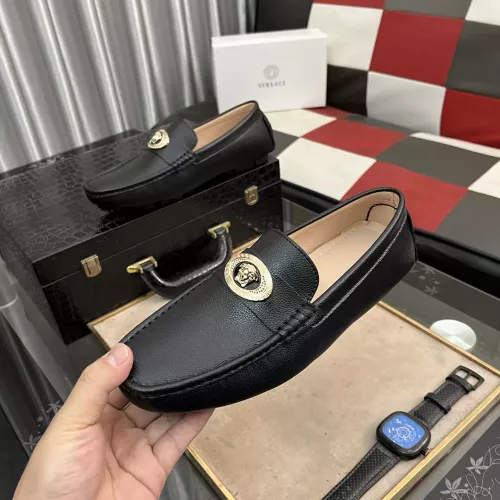 Versace Leather Shoes For Men #1319280