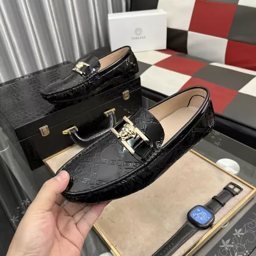Versace Leather Shoes For Men #1319281