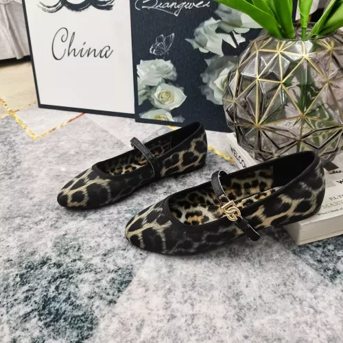 Dolce & Gabbana D&G Flat Shoes For Women #1319788