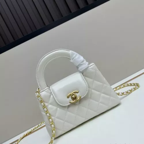 Chanel AAA Quality Handbags For Women #1320015