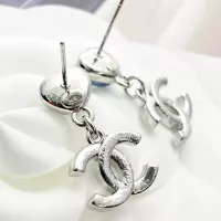 $25.00 USD Chanel Earrings For Women #1311968