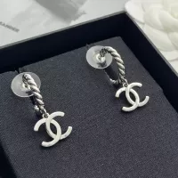 $25.00 USD Chanel Earrings For Women #1312112