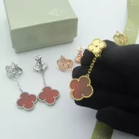 $34.00 USD Van Cleef & Arpels Earrings For Women #1312625