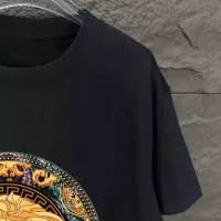$38.00 USD Versace T-Shirts Short Sleeved For Unisex #1315477
