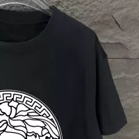 $38.00 USD Versace T-Shirts Short Sleeved For Unisex #1315485