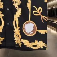$60.00 USD Versace Shirts Short Sleeved For Unisex #1319578