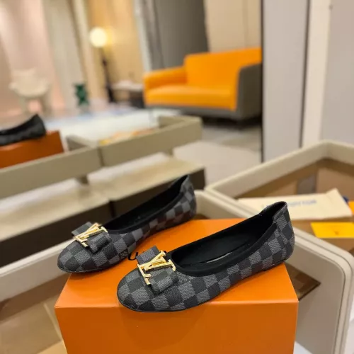 Louis Vuitton Flat Shoes For Women #1320722