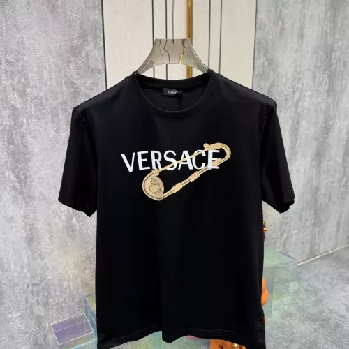 Versace T-Shirts Short Sleeved For Unisex #1328737 $68.00 USD, Wholesale Replica Versace T-Shirts