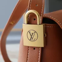 $68.00 USD Louis Vuitton AAA Quality Messenger Bags For Women #1322096
