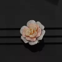 $36.00 USD Chanel Brooches For Women #1327357