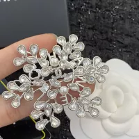 $42.00 USD Chanel Brooches For Women #1327359