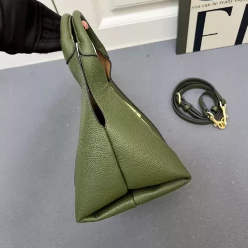 Replica Gucci AAA Quality Handbags For Women #1331196 $100.00 USD for Wholesale