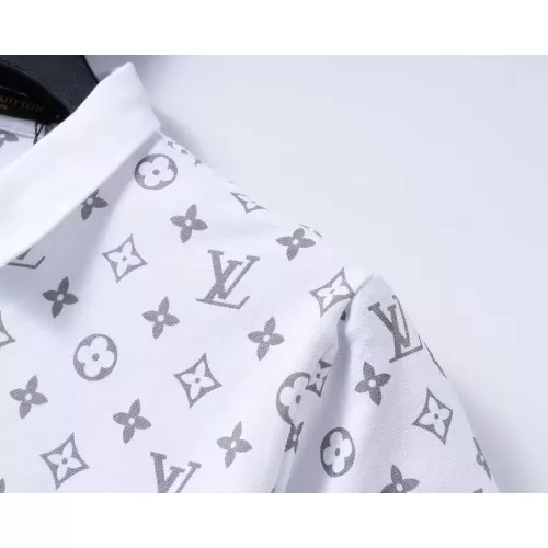 Replica Louis Vuitton LV T-Shirts Short Sleeved For Men #1333765 $32.00 USD for Wholesale