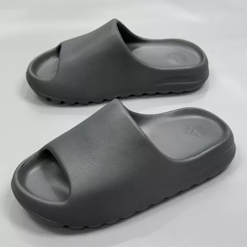 Adidas Yeezy Slippers For Women #1339296