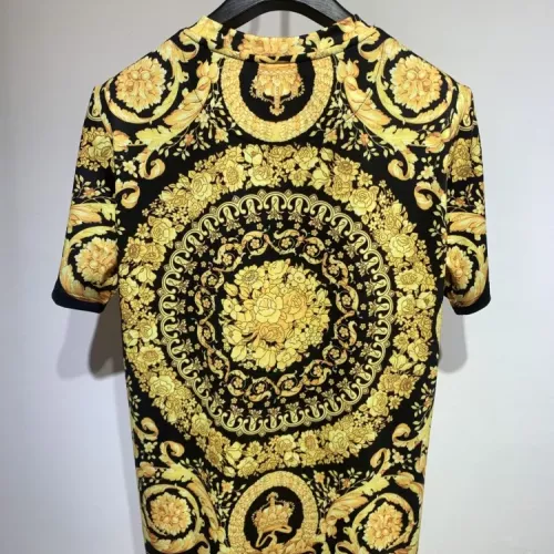 Replica Versace T-Shirts Short Sleeved For Men #1340437 $34.00 USD for Wholesale