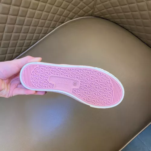 Replica Gucci Casual Shoes For Women #1340673 $96.00 USD for Wholesale