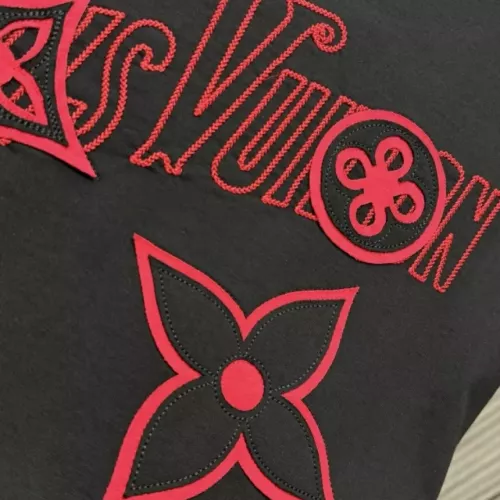 Replica Louis Vuitton LV T-Shirts Short Sleeved For Unisex #1340859 $39.00 USD for Wholesale
