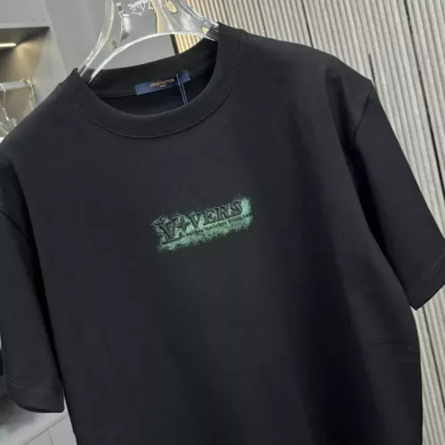 Replica Louis Vuitton LV T-Shirts Short Sleeved For Unisex #1340862 $39.00 USD for Wholesale