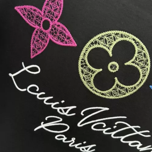 Replica Louis Vuitton LV T-Shirts Short Sleeved For Unisex #1340865 $39.00 USD for Wholesale