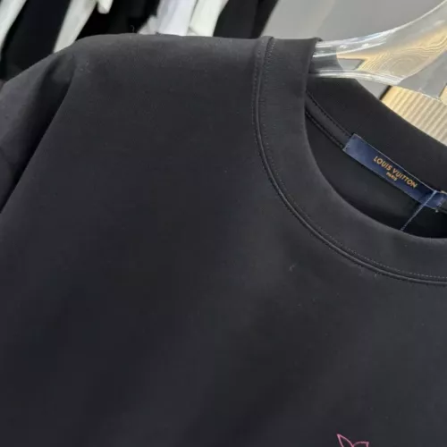 Replica Louis Vuitton LV T-Shirts Short Sleeved For Unisex #1340865 $39.00 USD for Wholesale