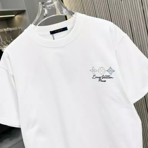 Replica Louis Vuitton LV T-Shirts Short Sleeved For Unisex #1340866 $39.00 USD for Wholesale