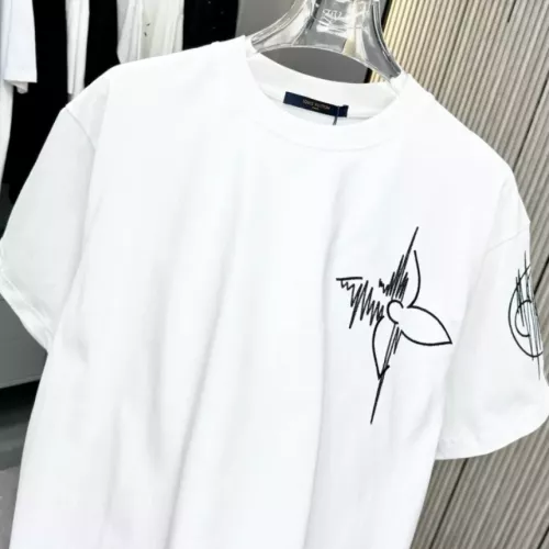 Replica Louis Vuitton LV T-Shirts Short Sleeved For Unisex #1340867 $39.00 USD for Wholesale