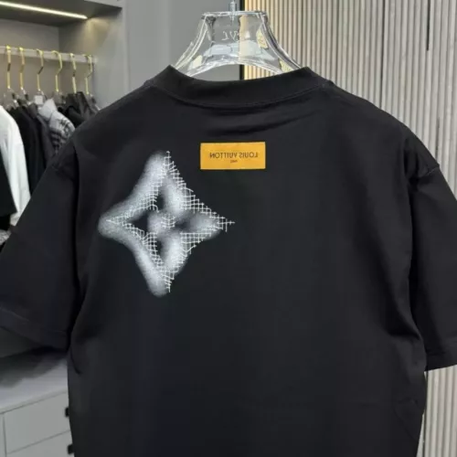 Replica Louis Vuitton LV T-Shirts Short Sleeved For Unisex #1340871 $39.00 USD for Wholesale