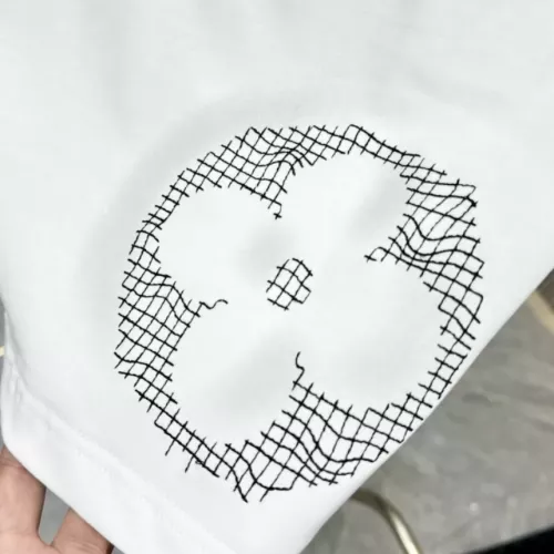 Replica Louis Vuitton LV T-Shirts Short Sleeved For Unisex #1340872 $39.00 USD for Wholesale
