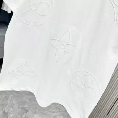 Replica Louis Vuitton LV T-Shirts Short Sleeved For Unisex #1340873 $40.00 USD for Wholesale
