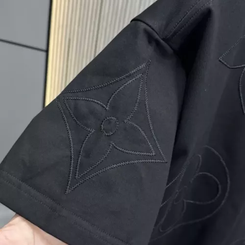 Replica Louis Vuitton LV T-Shirts Short Sleeved For Unisex #1340874 $40.00 USD for Wholesale