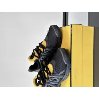 $130.00 USD Fendi Casual Shoes For Men #1330569