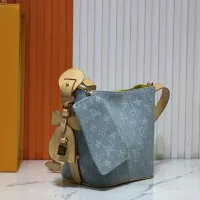 $68.00 USD Louis Vuitton AAA Quality Messenger Bags For Women #1330591