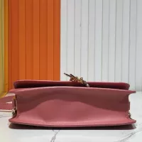 $60.00 USD Louis Vuitton Messenger Bags For Women #1330642