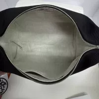 $158.00 USD Hermes AAA Quality Handbags For Women #1332036