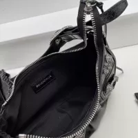 $125.00 USD Balenciaga AAA Quality Messenger Bags For Women #1332387