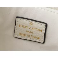 $60.00 USD Louis Vuitton Messenger Bage For Women #1332798