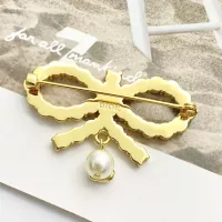 $32.00 USD Christian Dior Brooches For Women #1337535