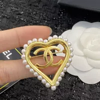 $32.00 USD Chanel Brooches For Women #1337544